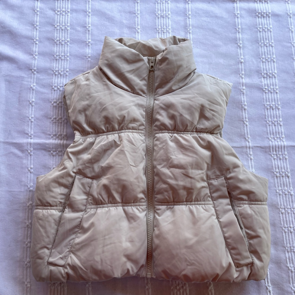 H&M Divided Beige Puffer Vest